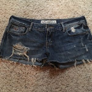 Hollister jean shorts distressed